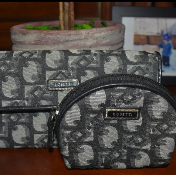 Rosetti bag w/matching wallet and coin purse - Picture 2 of 8